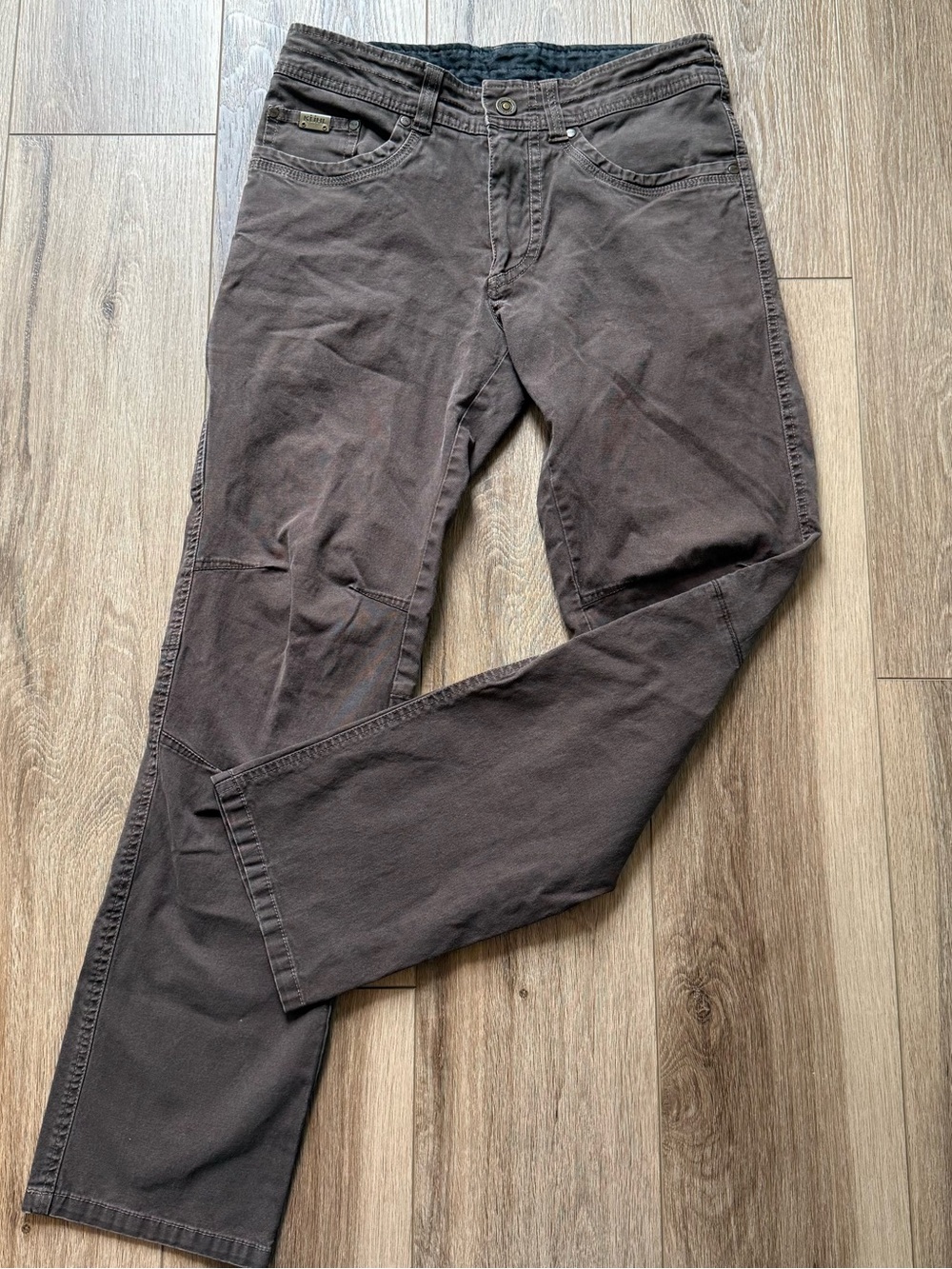 KüHL Men's Casual Straight-Leg Pants in Dark Brown size 30x32
